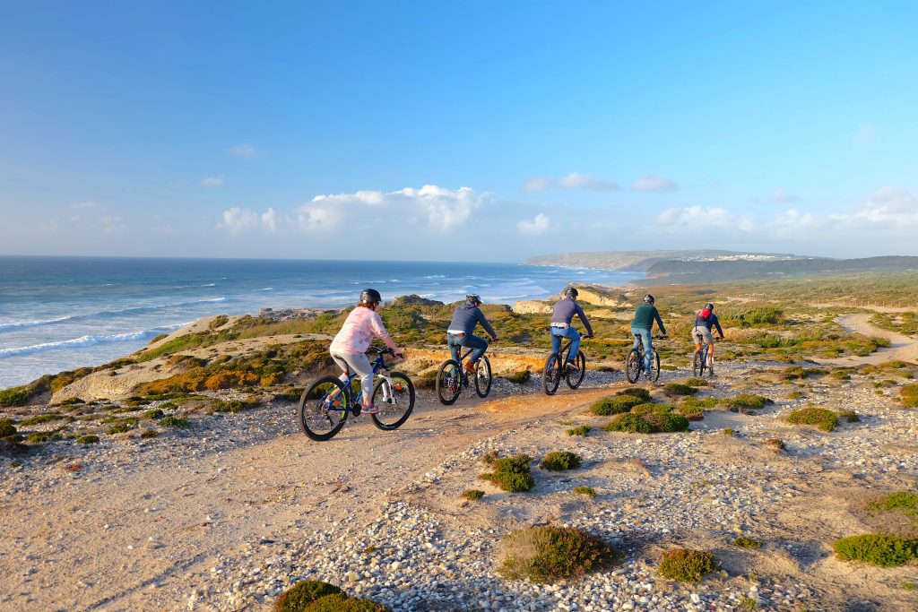 Loop bike Tours